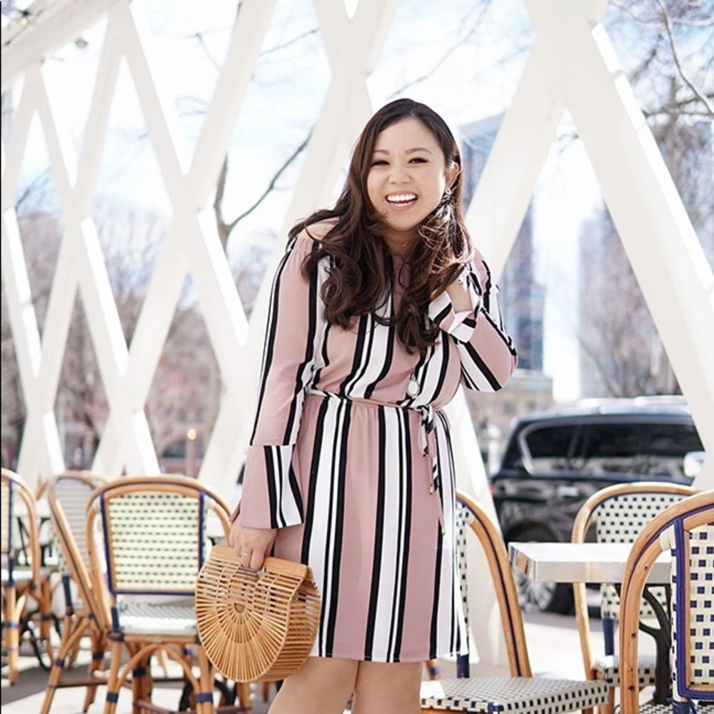 Dynamite striped off the shoulder dress - Picture 2 of 6